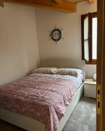 Sapore Di Mare Apartment